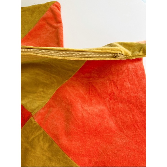 Set of 2 Vintage 70s Throw Pillow Covers Groovy Pillows Geometric Pillow Covers - Picture 4 of 5